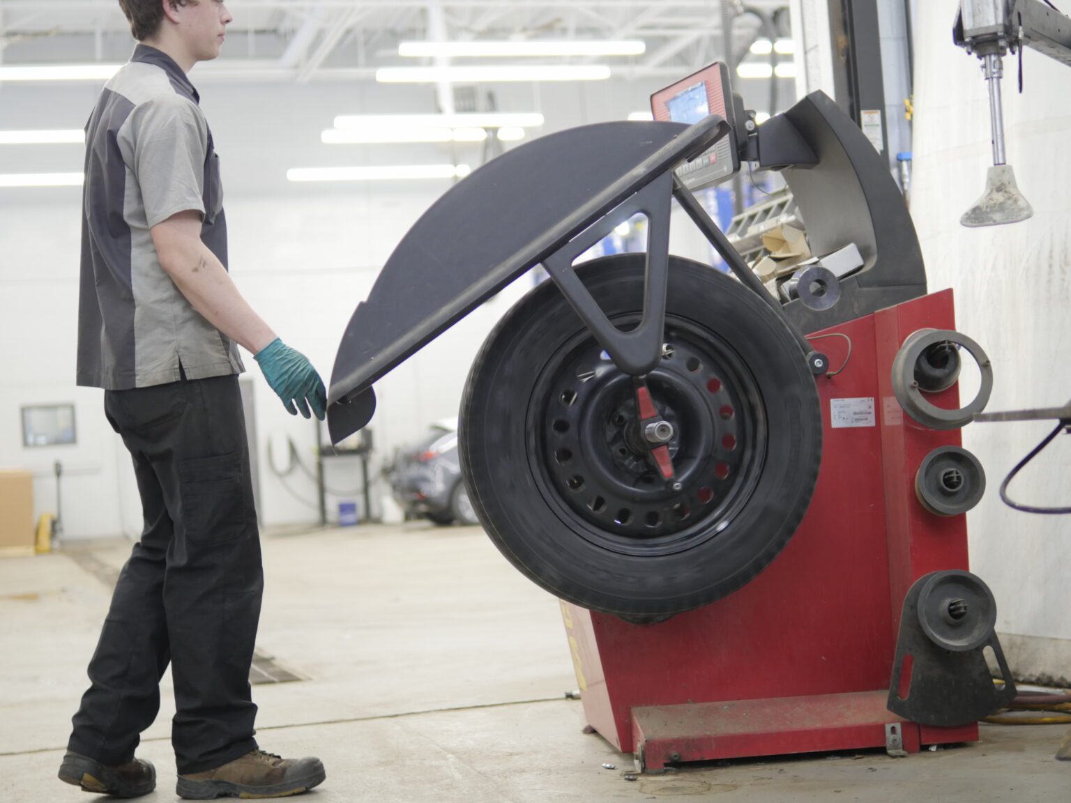 Do You Need A Wheel Alignment? Signs Point To YES Park Automotive Service Center